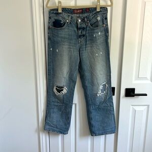 Mid rise boyfriend jeans